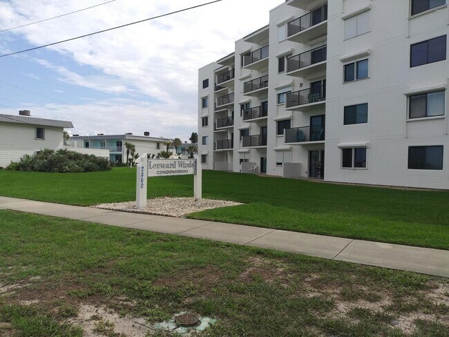 Primary Photo - 2860 Ocean Shore Blvd