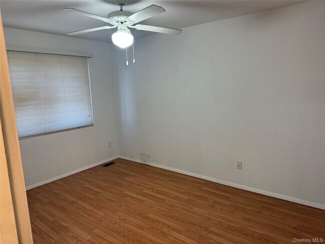 Building Photo - 15 Donald St