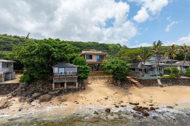 Building Photo - 61-279-279 Kamehameha Hwy