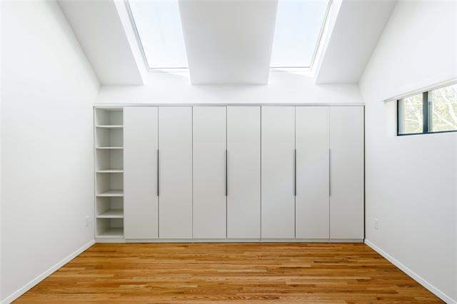 Building Photo - 11644 Colmar St