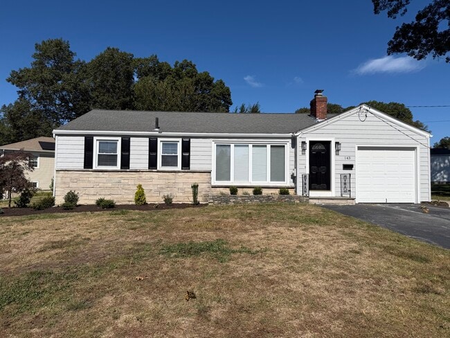 Primary Photo - 143 Scenic Dr