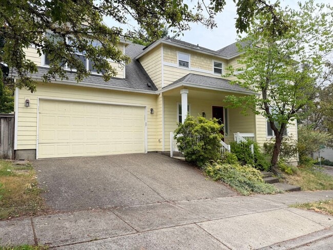 Building Photo - single house