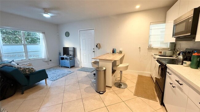 Building Photo - 1337 Euclid Ave