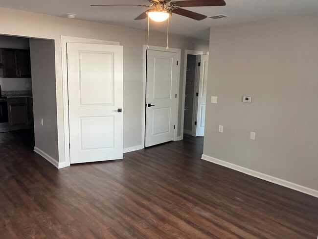 Building Photo - Sioux Bayou Arms Apartments
