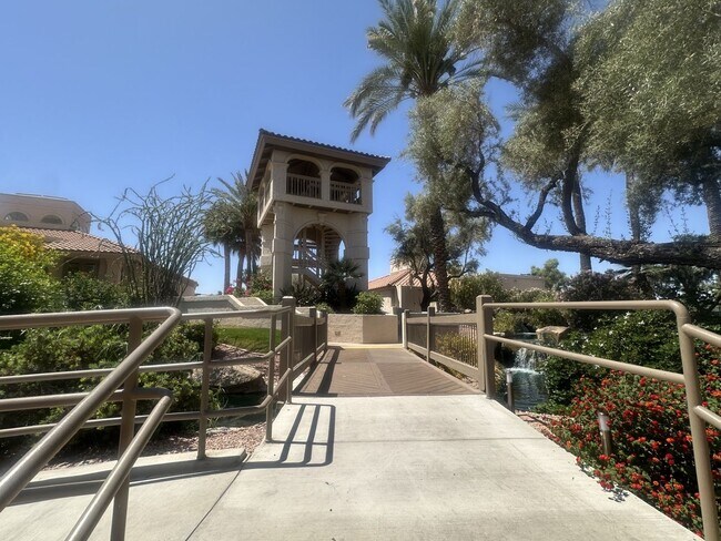 Building Photo - THE RACQUET CLUB IN SCOTTSDALE