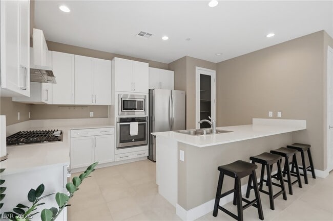 Building Photo - 11361 Gravitation Dr