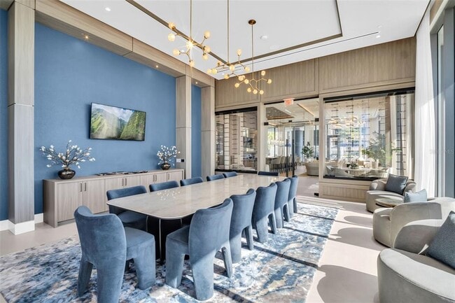 Building Photo - 275 1st Ave S