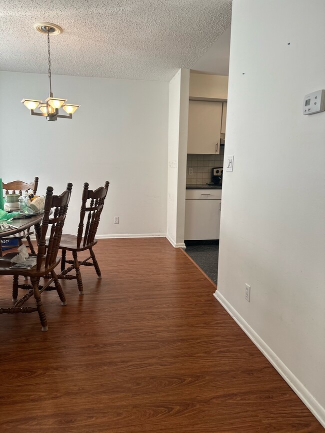 Building Photo - 1219 Kater St