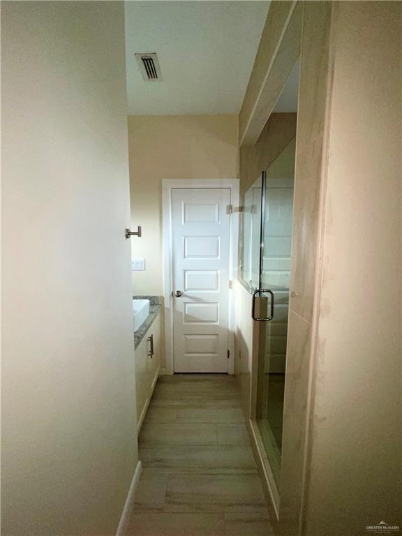 Building Photo - 21 S Iris St