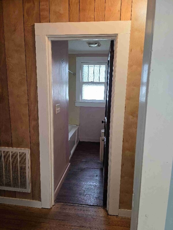 Building Photo - 500 Cathcart Dr