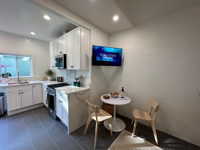 Brand new kitchen- oven/stove/microwave, full size refrigerator - 6353 W 84th St