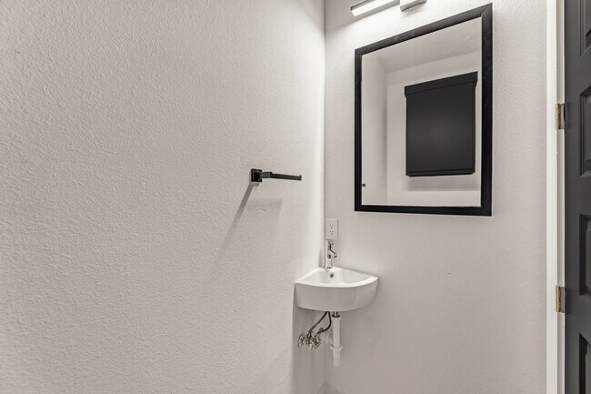 Building Photo - 3003 Alpha Wolf Ct