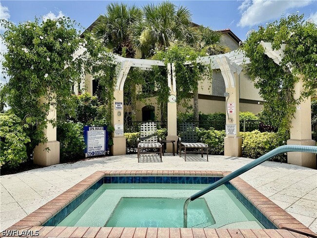 Building Photo - 12935 Violino Ln