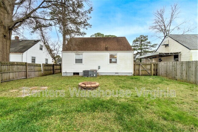 Building Photo - 3502 Commonwealth Ave