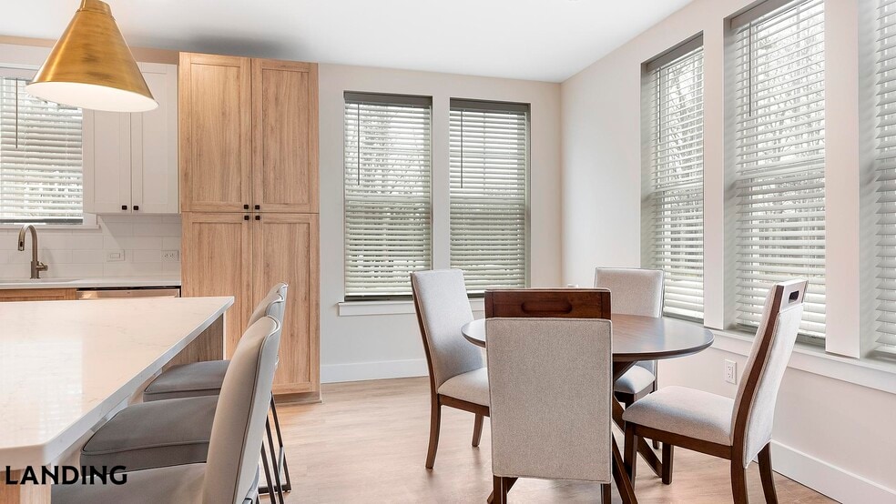 Building Photo - 19020 Potts Pk Ln