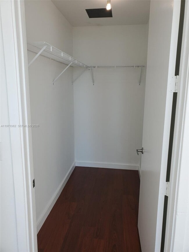 Building Photo - 2200 NE 4th Ave