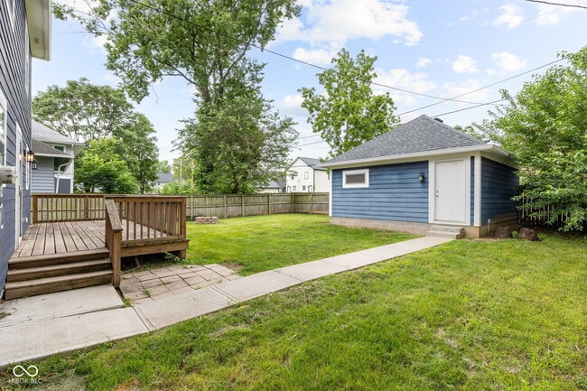 Building Photo - 3126 Ruckle St