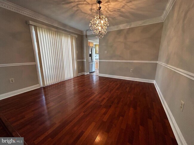 Building Photo - 1700 Sadlers Wells Dr