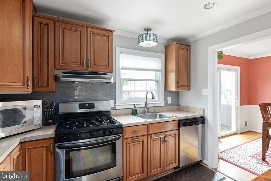 Building Photo - 4133 Novar Dr