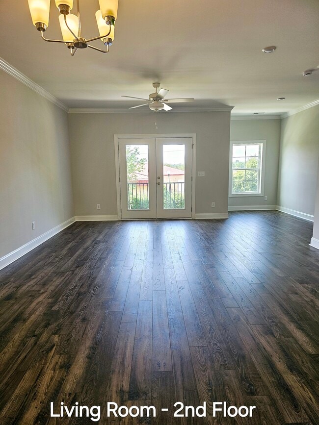 Building Photo - 589 Forestville Rd