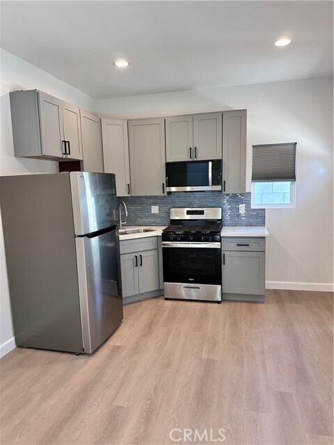 Building Photo - 24375 Robie Ct