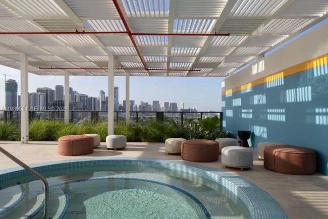 Building Photo - 2200 NW 1st Ave