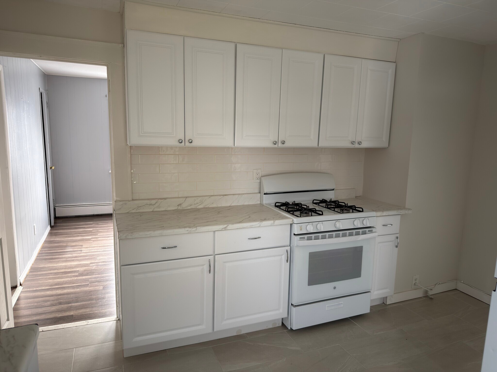 Building Photo - 462 Hackensack Ave