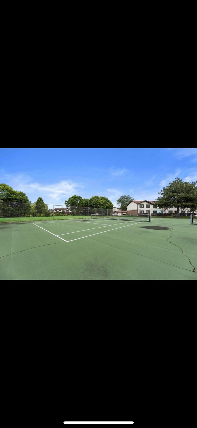 Building Photo - 5835 Cambridge Cir