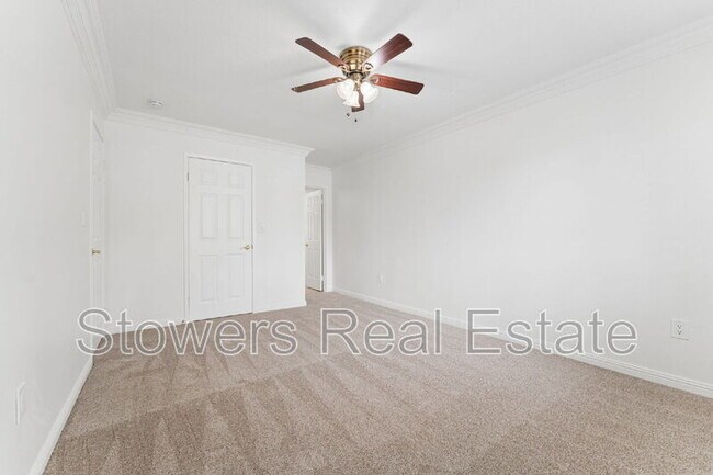 Building Photo - 2406 Talavera Dr