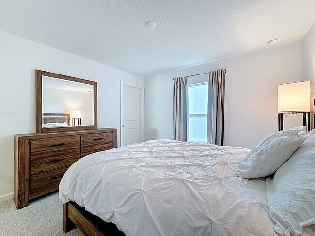 Building Photo - 5023 Barnet Dr