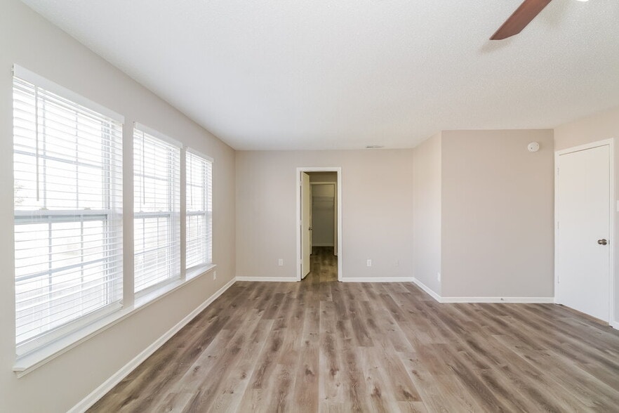 Building Photo - 8906 Squire Boone Ct