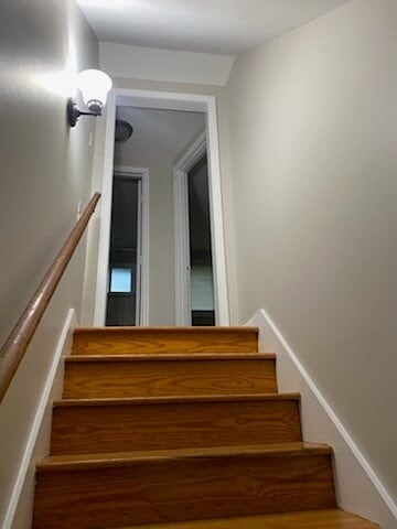 Building Photo - 3216 Haraway St