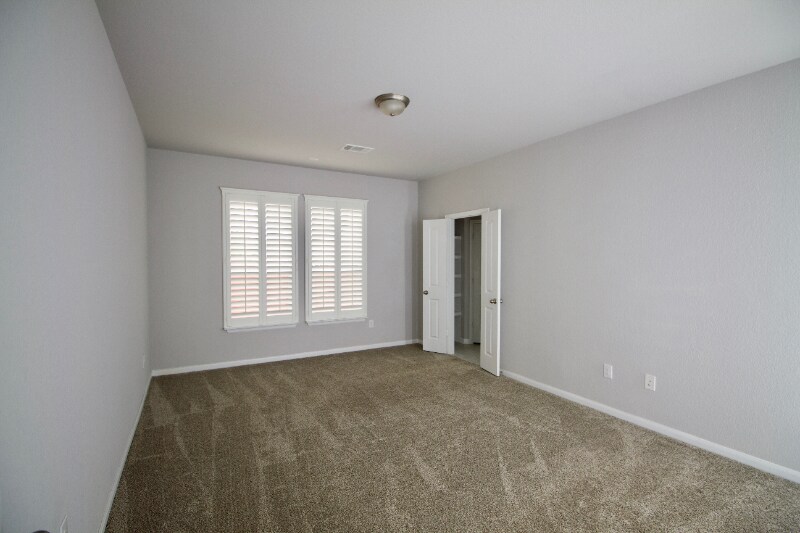 Building Photo - 383 Leadtree Loop