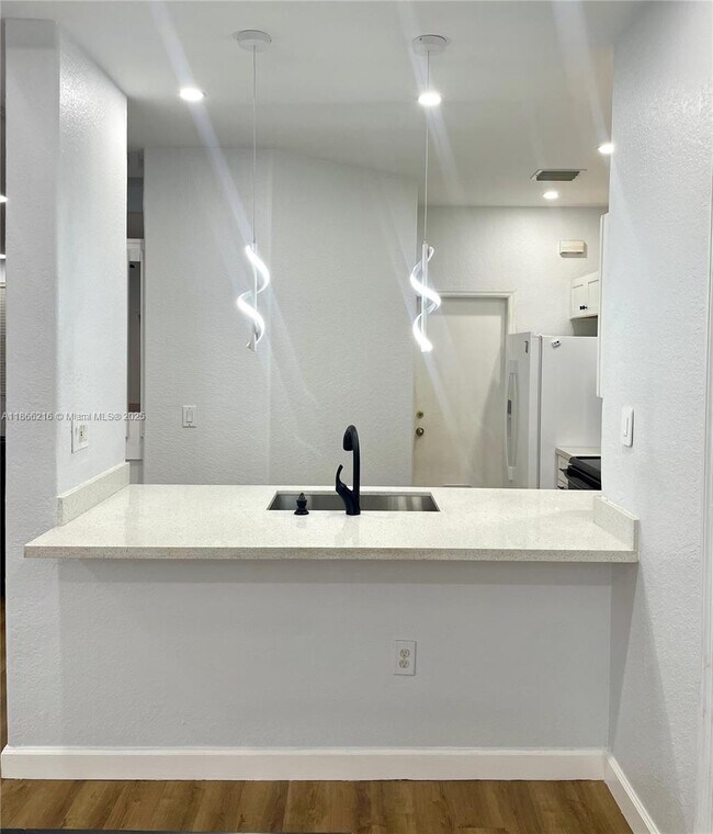 Building Photo - 3840 SW 169th Terrace