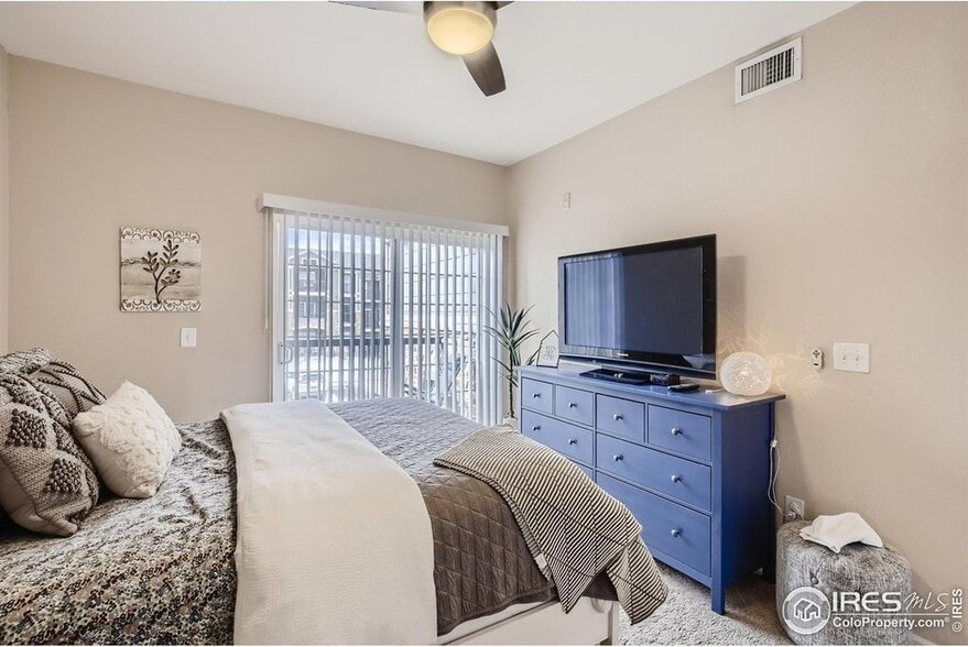 Building Photo - 3035 Blue Sky Cir