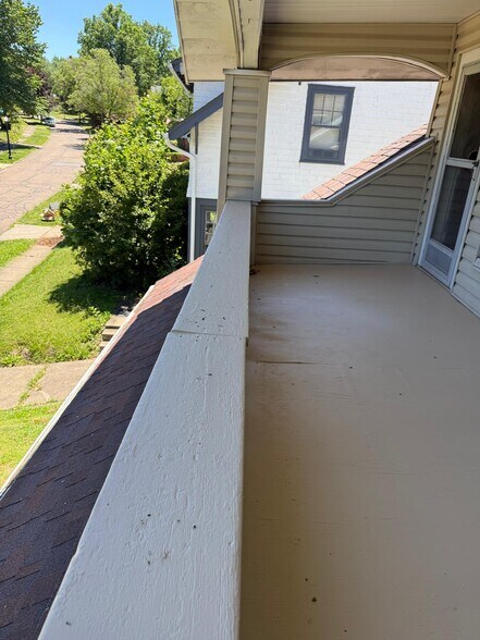 Building Photo - 132 Crescent Dr