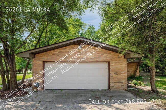Building Photo - 26261 La Muera St