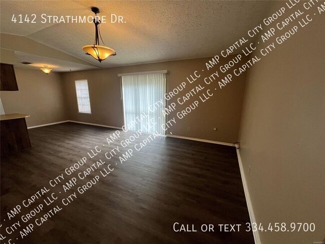 Building Photo - 4142 Strathmore Dr