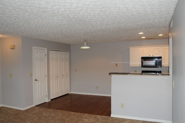 Building Photo - 5395 Cypress Chase
