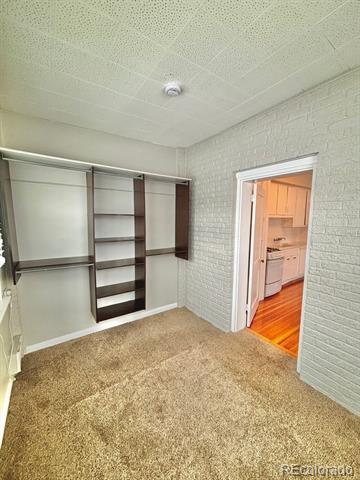 Building Photo - 1400 Monroe St