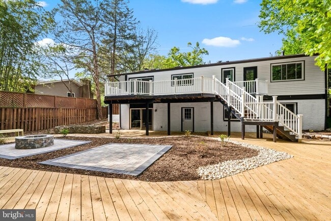 Building Photo - 203 Audreys Ct SE