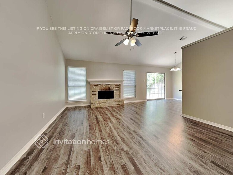 Building Photo - 159 Summerhill Dr
