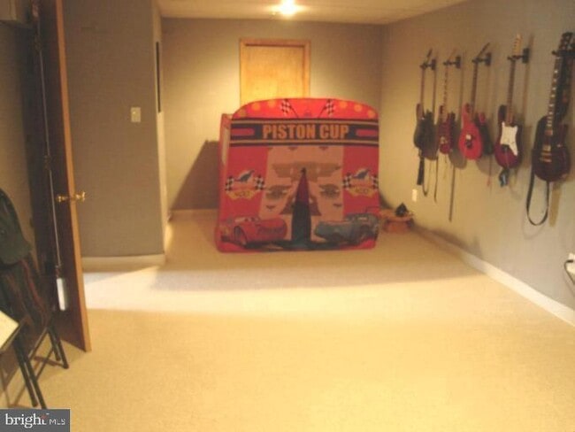 Building Photo - 8616 Dutchman Ct