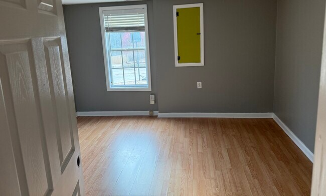 Building Photo - 212 Towler Dr