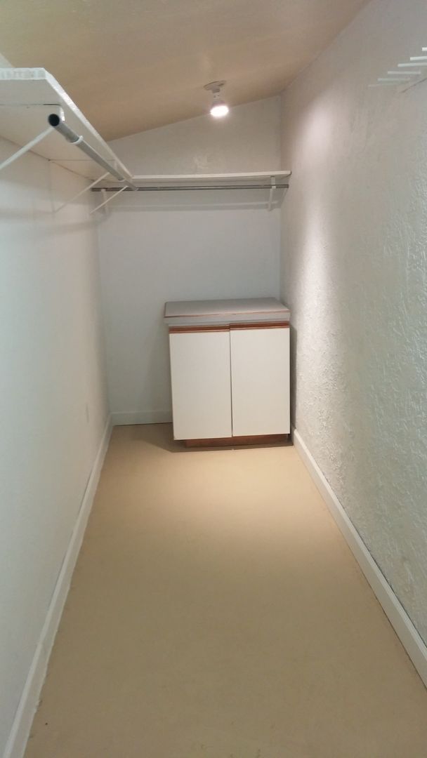 Building Photo - Private Oasis Near Downtown CS!!