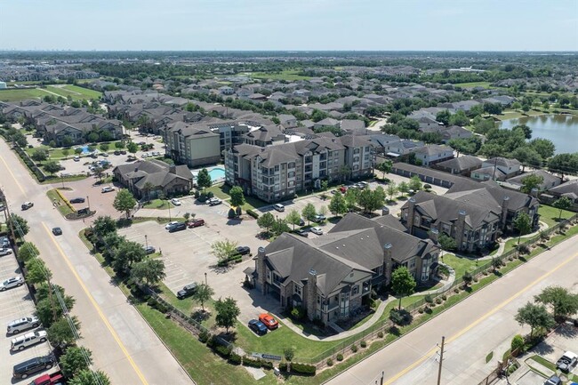 Building Photo - 24929 Katy Ranch Rd