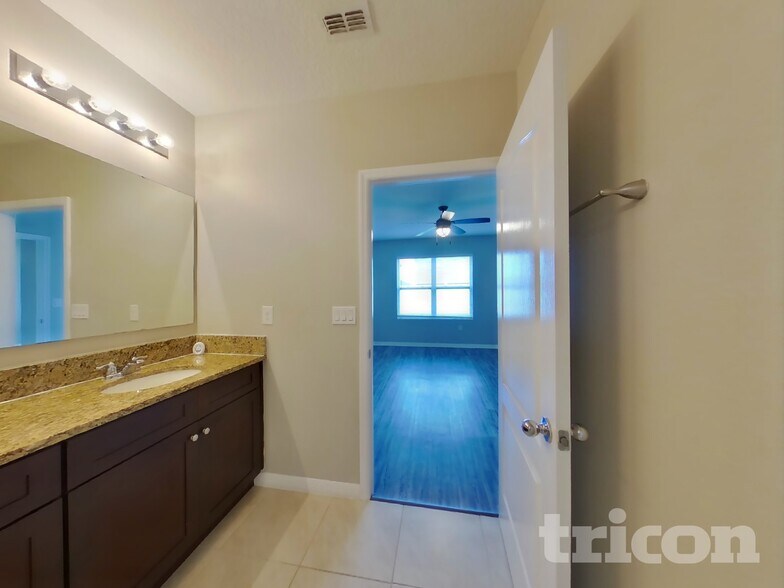 Building Photo - 5131 Star Ruby Ave