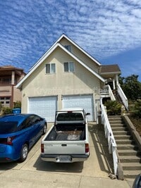 Building Photo - 544 Porter St