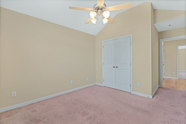 Building Photo - 2758 Slate Dr SW