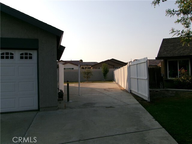 Building Photo - 11131 Davenport Pl